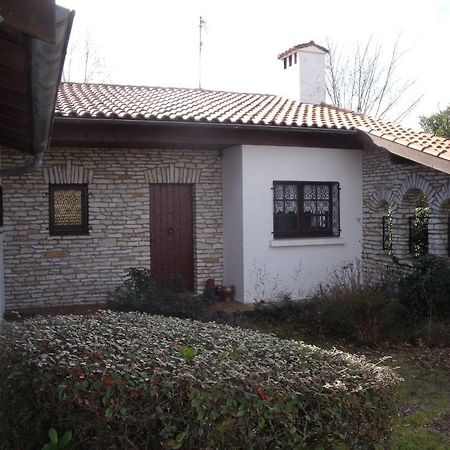 Capriga Ares Exterior foto